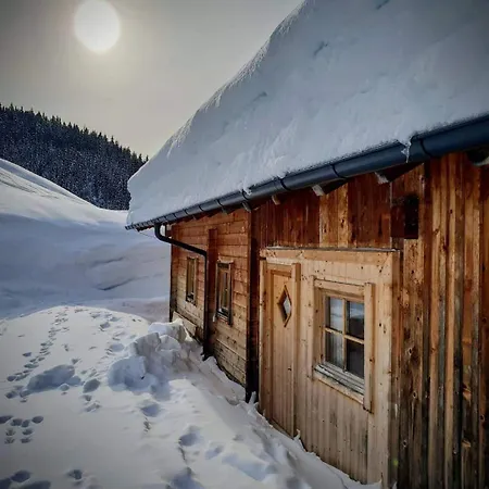 Selbstversorgerhütte Nösslau Alm Ferienhaus Dienten am Hochkönig