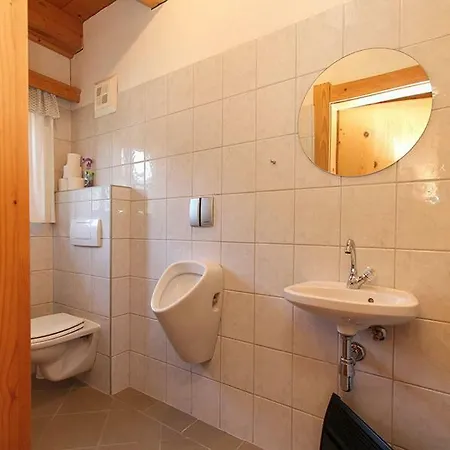 Selbstversorgerhuette Noesslau Alm * Динтен-ам-Хохкёниг