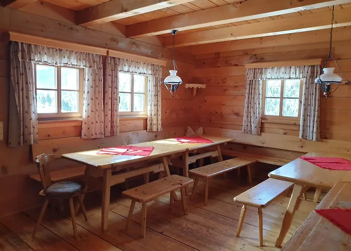 Selbstversorgerhuette Noesslau Alm * 디엔텐암호크코니그